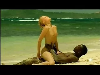 Sarah Banks e la sua passione video porno sesso romantico per i buoni cazzi bianchi .