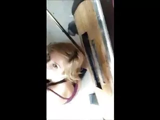 Si mette in cima film porno scambio di coppie al suo cazzo, che è la zia calda .