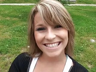 La mamma mi insegna massaggiatrice italiana video a mangiare una buona figa rasata